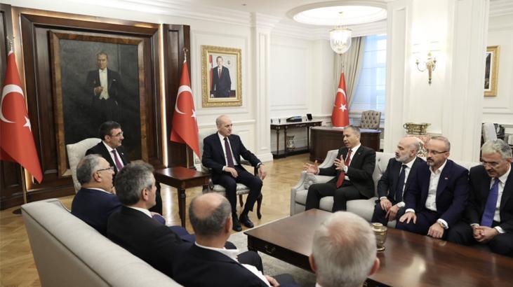 TBMM Başkanı Kurtulmuş, Bakan Yerlikaya’yı ziyaret etti