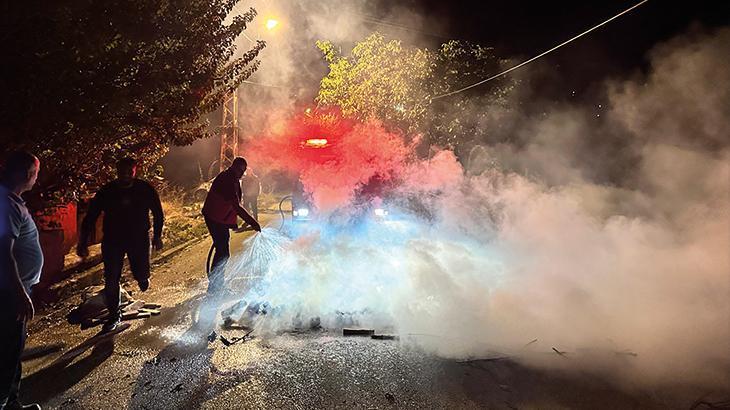 Tunceli’de 2 aydır yaşadığı elektrik kesintilerine tepki yolarak yolu kapattı