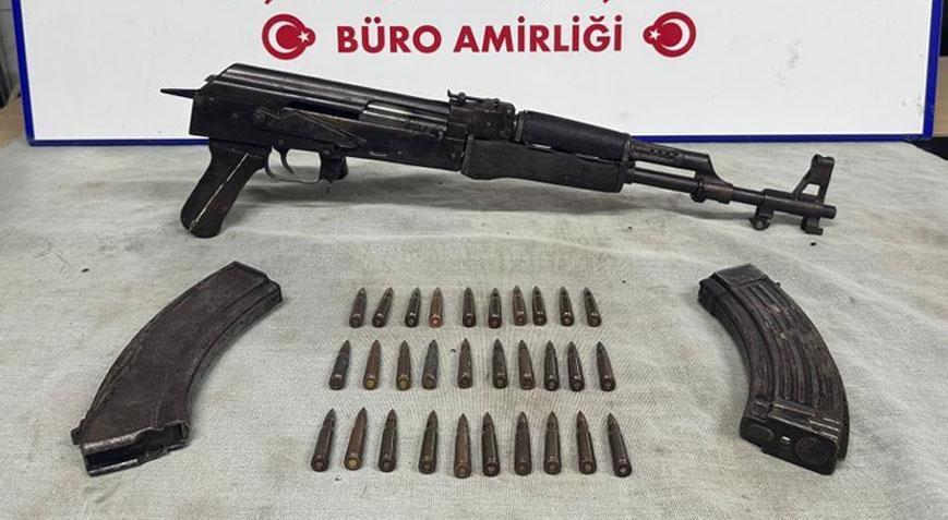 Yer: Adana! Kadının pazar arabasından uzun namlulu silah çıktı