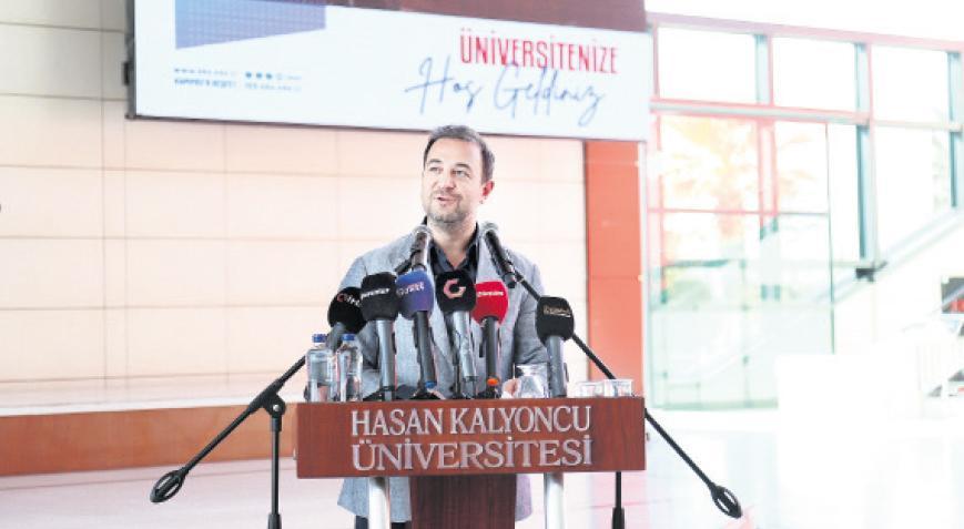 HKÜ’de akademik yıl, ‘Üniversite Hayatına Giriş’ dersiyle başladı