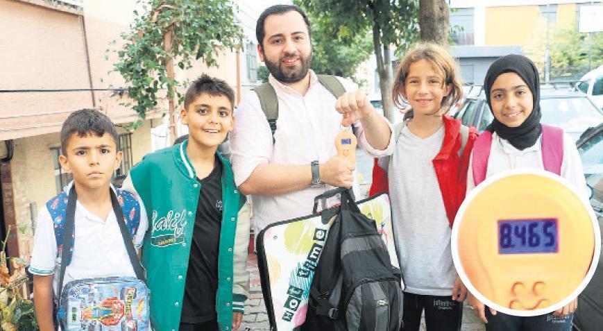 Kilolarının yarısı sırtlarında