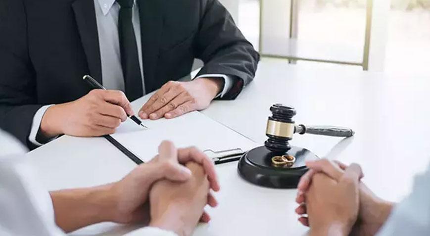 Yargıtay’dan emsal karar! Kadının erkeğin ailesiyle birlikte yaşaması boşanma sebebi sayıldı