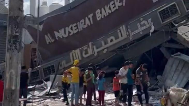 Binlerce kişiye ekmek sağlayan fırını İsrail ordusu havaya uçurdu