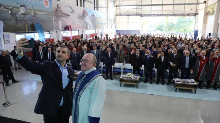 Haluk Bayraktar: Tütün depolarının Havacılık ve Uzay Bilimleri Fakültesi olması mükemmel bir şey