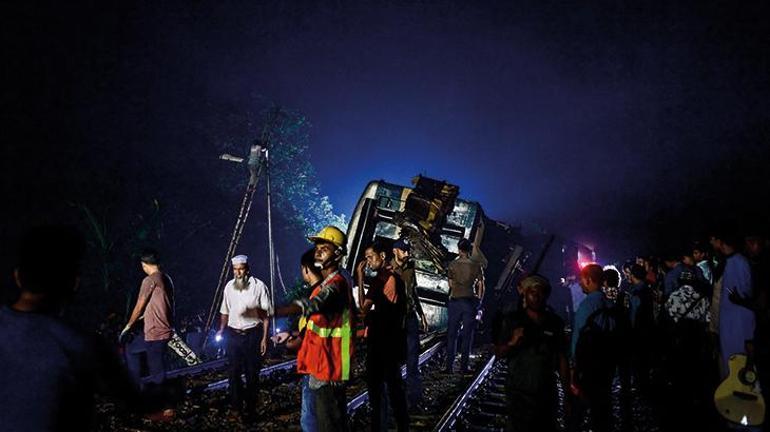 Ölüm treni! Bangladeş’te katliam gibi kaza: Çok sayıda ölü ve yaralı var