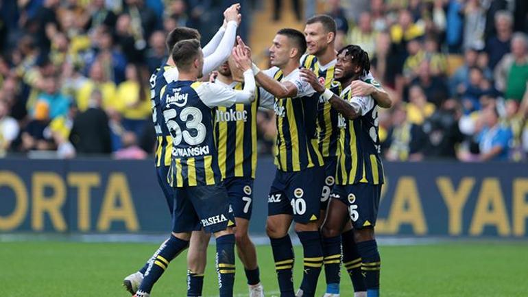 Fenerbahçe'nin farklı zaferi sonrası yıldız futbolcuya büyük övgü! 'Her rakibin kabusu'