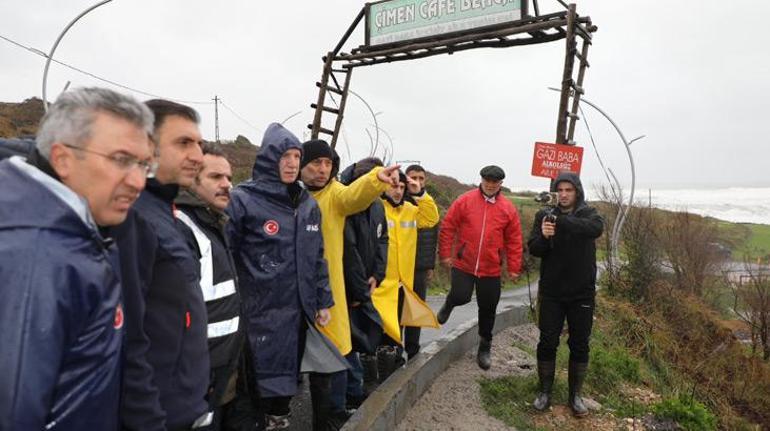 İstanbul'da şiddetli fırtına ve sağanak yağış alarmı! Vali'den son dakika uyarısı