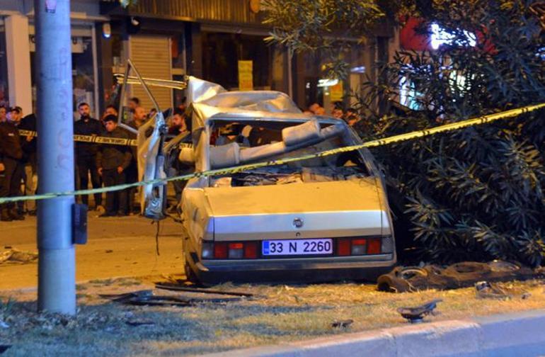 Adana'da feci kaza! Otomobil demir yığınına döndü: 3 kişi hayatını kaybetti