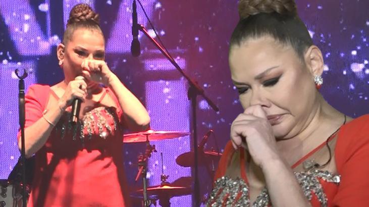 Annesini kaybettikten sonra ilk kez sahneye çıktı! ‘Konuşurken güçlük çekiyorum’