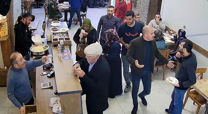 İçişleri Bakanlığı’ndan döneri beğenmeyip hesap ödemeyen kaymakama soruşturma