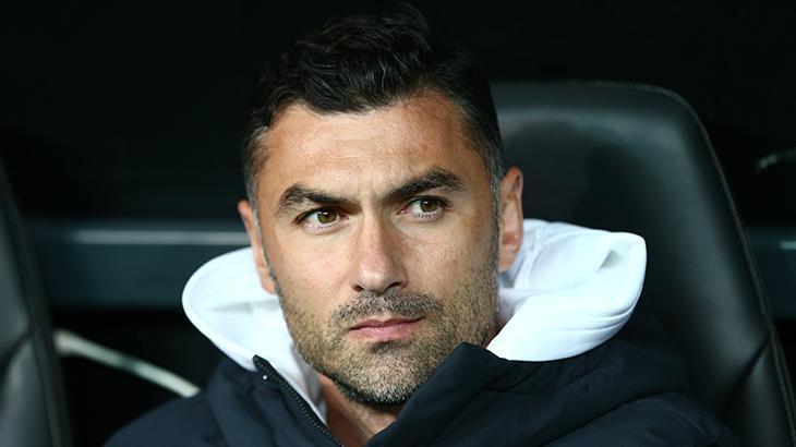Beşiktaş, Burak Yılmaz’ın istifa ettiğini açıkladı