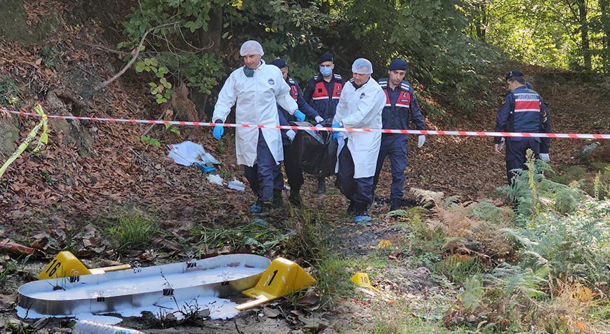 Ormanda korkunç olay! Ayak izlerinin kalıbı çıkarıldı