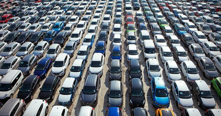 Araç alacaklara 2024 uyarısı! Binlerce araç Türkiye’ye getirildi