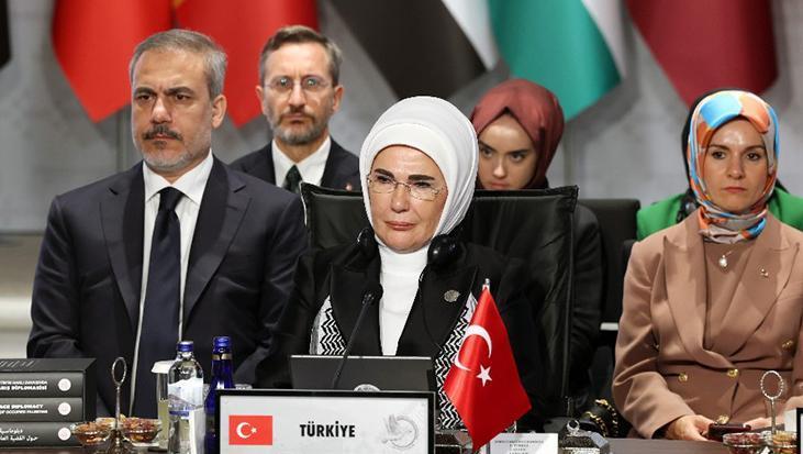 Emine Erdoğan: Barış için her türlü adımı atacağız