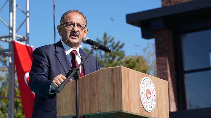 Bakan Özhaseki duyurdu! 200 bin konut yakında bitiyor