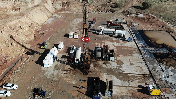 22 kuyudan günlük 27 bin varil petrol!