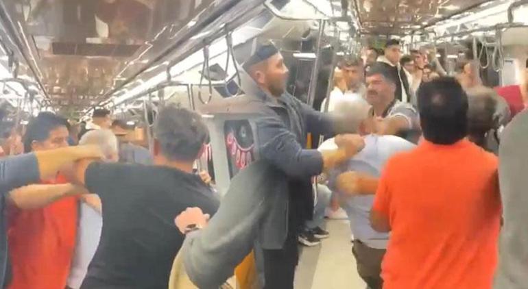 Metroda ‘tükürük’ kavgası! Bir anda boks ringine döndü