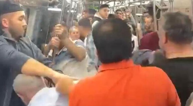 Metroda ‘tükürük’ kavgası! Bir anda boks ringine döndü