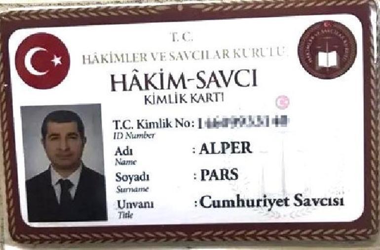 Sahte savcı, gerçek savcıya yakalandı! 'Kimliği ölen dedem hediye etti'