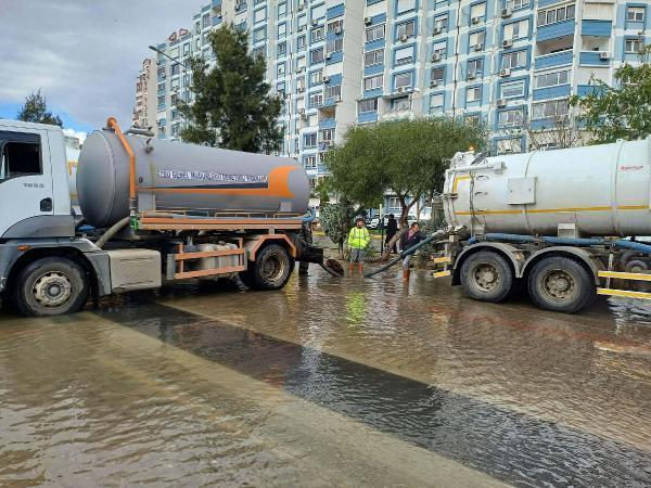 İzmir'de fırtına ve yağış sonrası bilanço ortaya çıktı! Hasar çok büyük