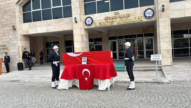 Kütahya'da polis memurunun acı sonu! Eşi fotoğrafına sarılarak gözyaşı döktü