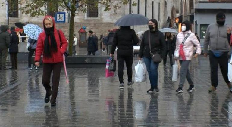 İstanbul'da yağış nedeniyle yoğun trafik oluştu