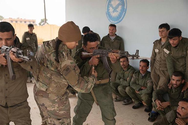 ABD ordusu skandal kareleri paylaştı! PKK/YPG'li teröristlere Kalaşnikof eğitimi, fotoğraflarda çocuklar da var!