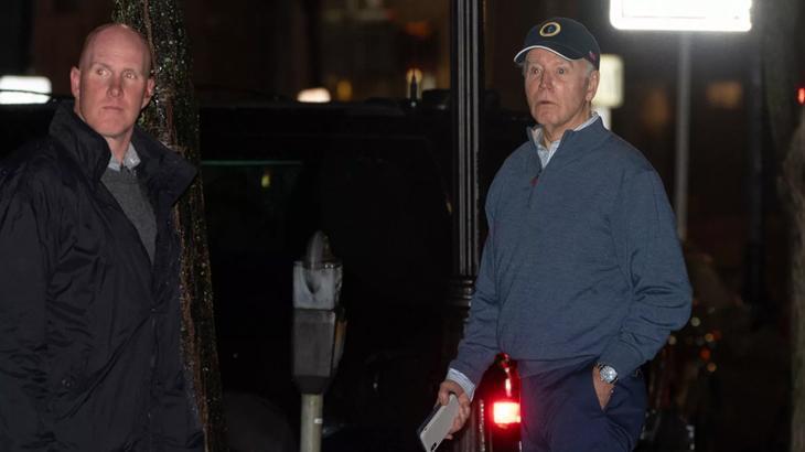 Biden’ı korkutan kaza! Konvoyuna arabayla çarptı