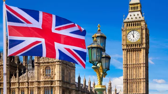 İngiltere ekonomisi üçüncü çeyrekte daraldı