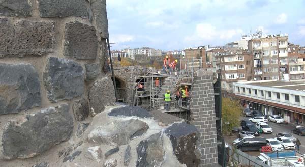 Diyarbakır surlarındaki 98 burcun 70'i restore edildi