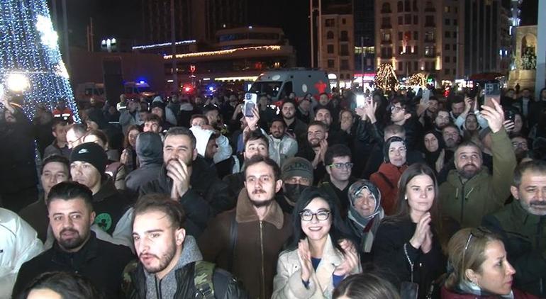 Uzay yolculuğumuz başladı! Türkiye saniye saniye takip etti