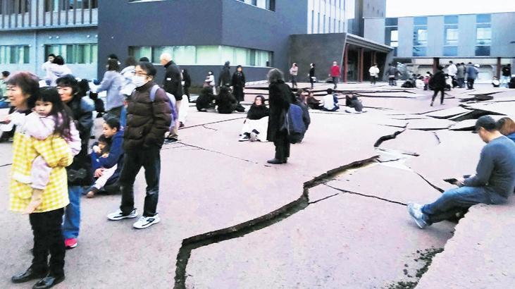 Japonya 7,6 ile sarsıldı!