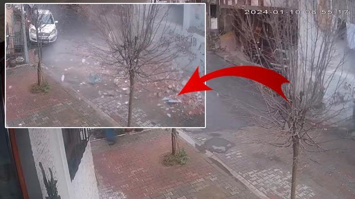 Balkon bir anda çöktü, vatandaşlar dakikalarla kurtuldu