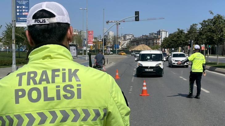 İçişleri Bakanlığı’ndan araç sahiplerine plaka uyarısı
