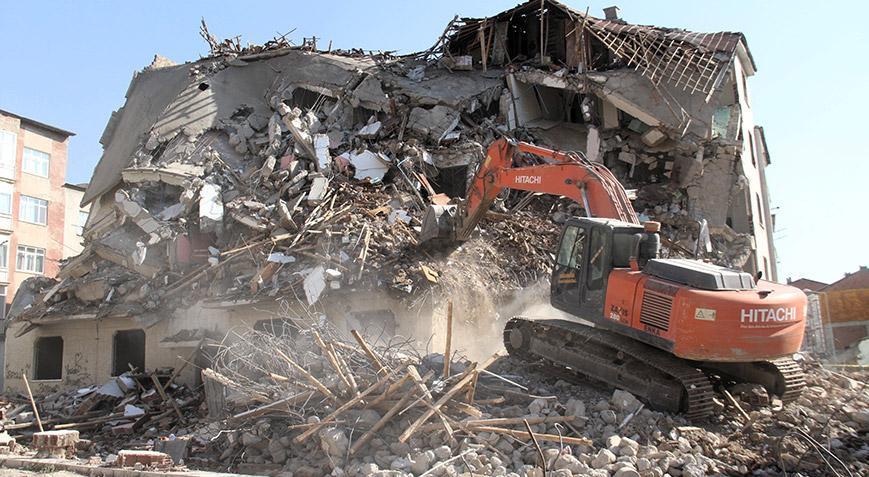 136 depremzede çocuğa protez