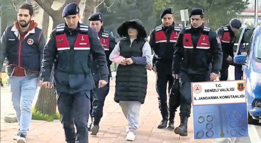 Anahtarları kopyalayıp evden altınları çaldı