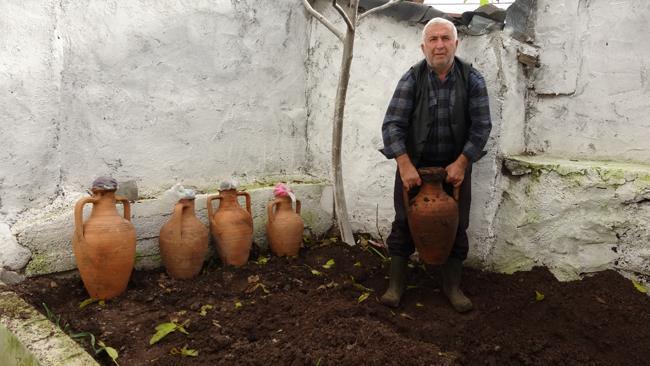 400 yıllık yöntem! Toprağın altına gömüp, 1 yıl bekliyorlar