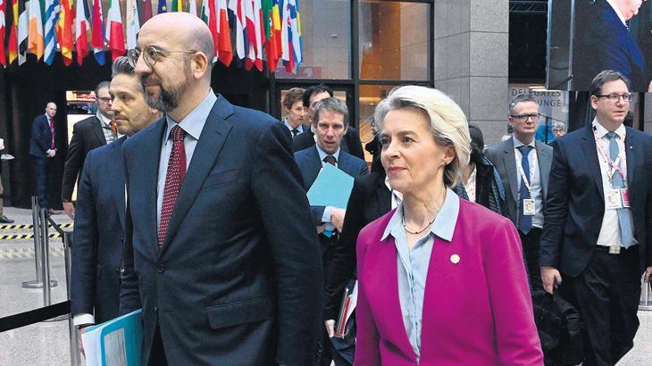 Orban’ı ‘zorla’ ikna ettiler