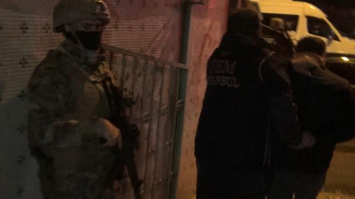 DEM Parti Esenyurt’ta ilçe binasına operasyon