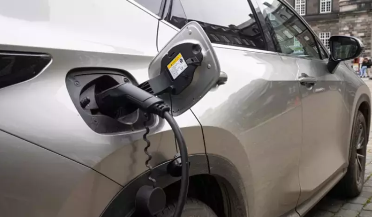 Trafikte tamamen elektrikli otomobil sayısı 100 bine yaklaşıyor