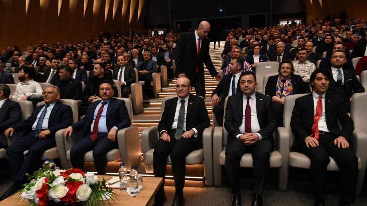 Bakan Şimşek, sanayicilerle buluştu