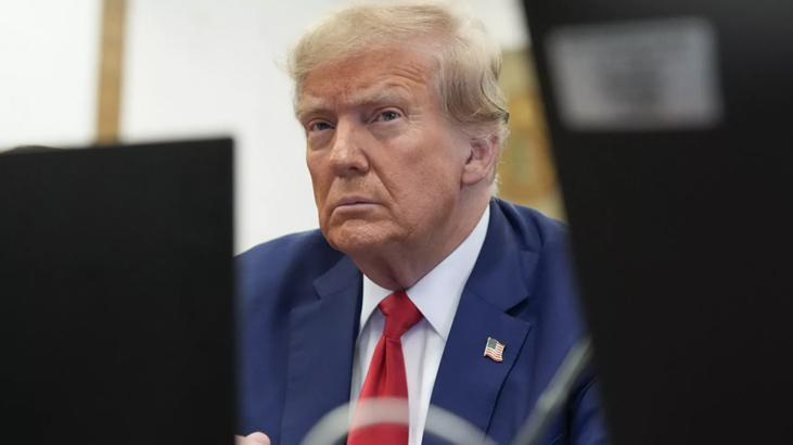 Trump’ın Illinois ön seçimlerine girmesi yasaklandı,