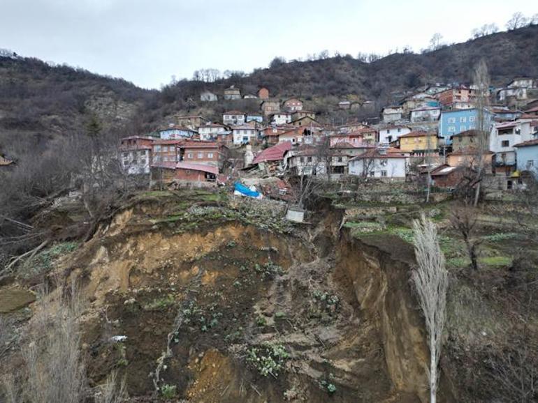 'Ne heyelan ne de toprak kayması, yer altındaki ana faylar harekete geçti'