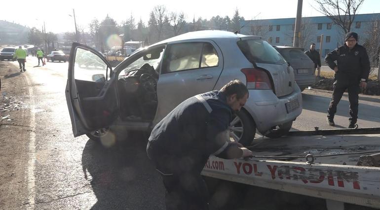 Eskişehir'de öğretim üyesi ve kızı, trafik kazasında hayatını kaybetti