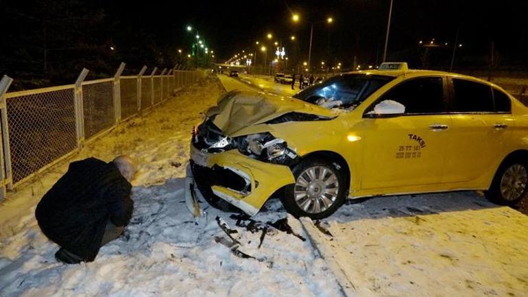 Erzurum'da buzlanma kazayı beraberinde getirdi! 30 araç birbirine girdi