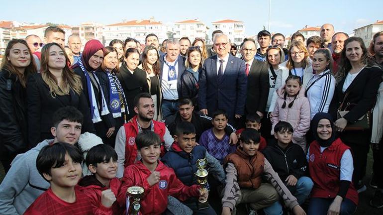 Bakan Bak: Türkiye, spor ülkesi olma yolunda hızla ilerliyor