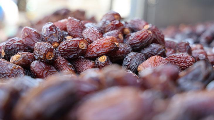 Ramazan ayının vazgeçilmezi hurma