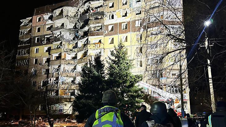 Rusya Ukrayna’yı vurmaya devam ediyor: En az altı ölü