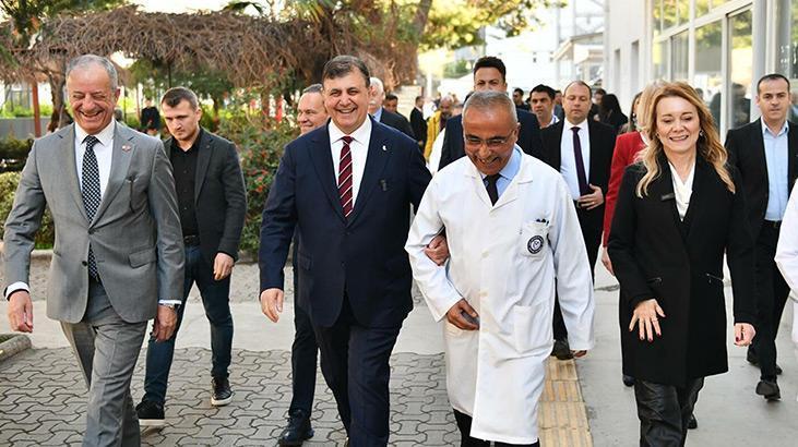 CHP İzmir adayından ‘Sağlık çalışanlarının yanında olacağım’ mesajı