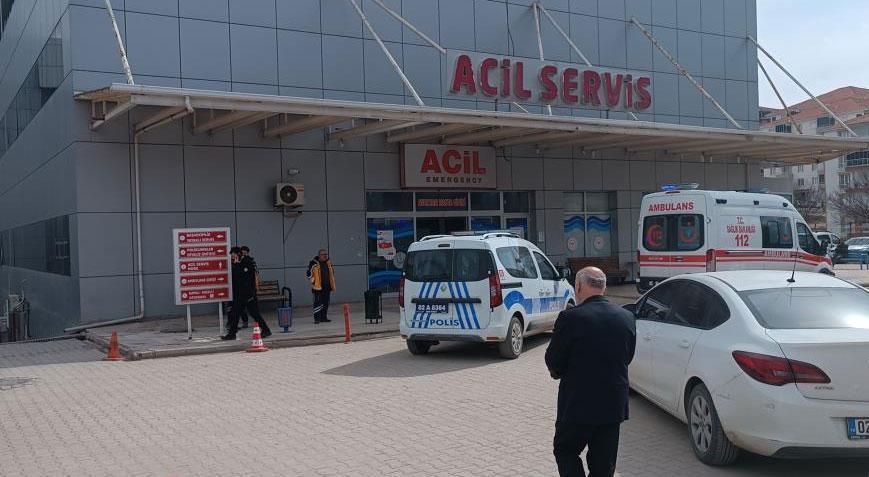 Korkunç olay! Tartıştığı kadını omuzundan vurdu